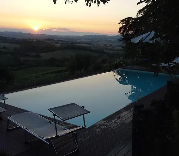 Tenuta San Rocco 3* Conzano